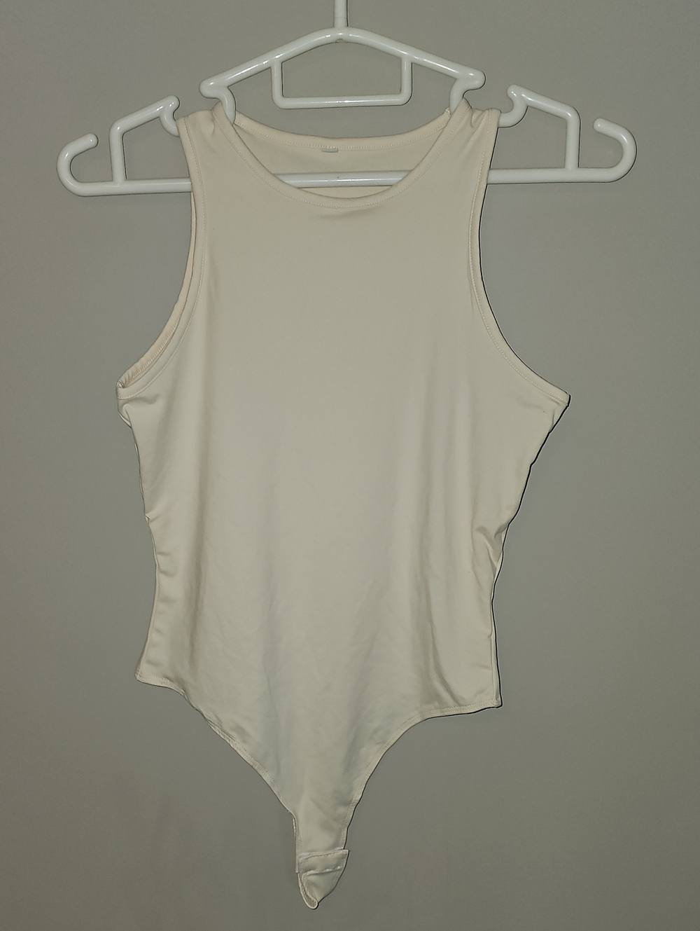 NWOT Women's Cream Sleeveless Bodysuit Small